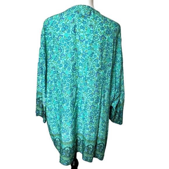 CUPCAKES AND CASHMERE Large Blue Floral Kimono Cardigan Swimwear Cover Up Boho - Picture 2 of 10